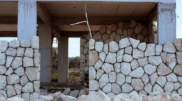 xây móng nhà bằng đá hộc